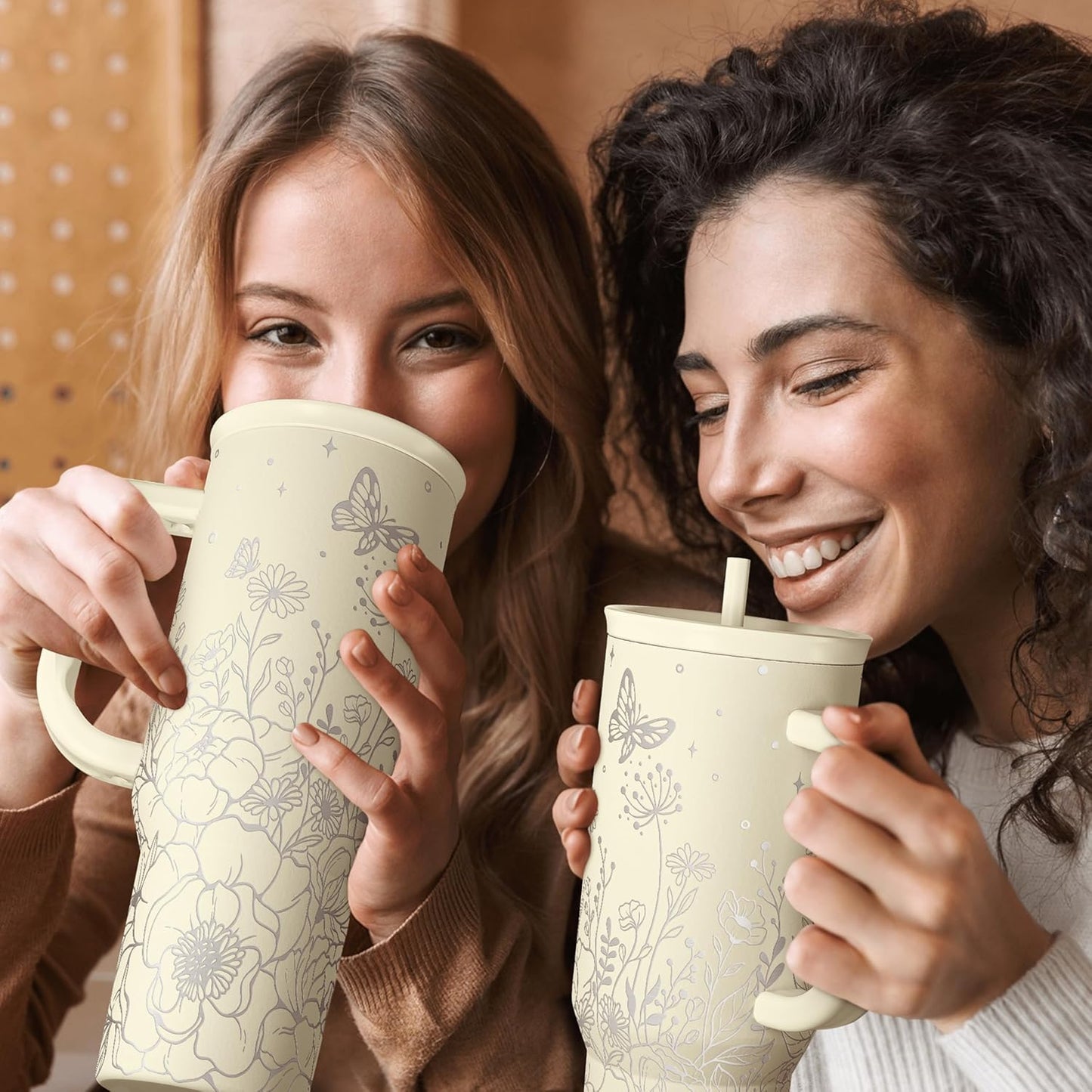 Floral Tumbler with Handle 40oz, Stainless Steel Insulated Tumblers Coffee Travel Mug Cup with Straw, Flower Coffee Cup Gifts for Women Girls, Gift for Her on Christmas Birthday Mothers Day