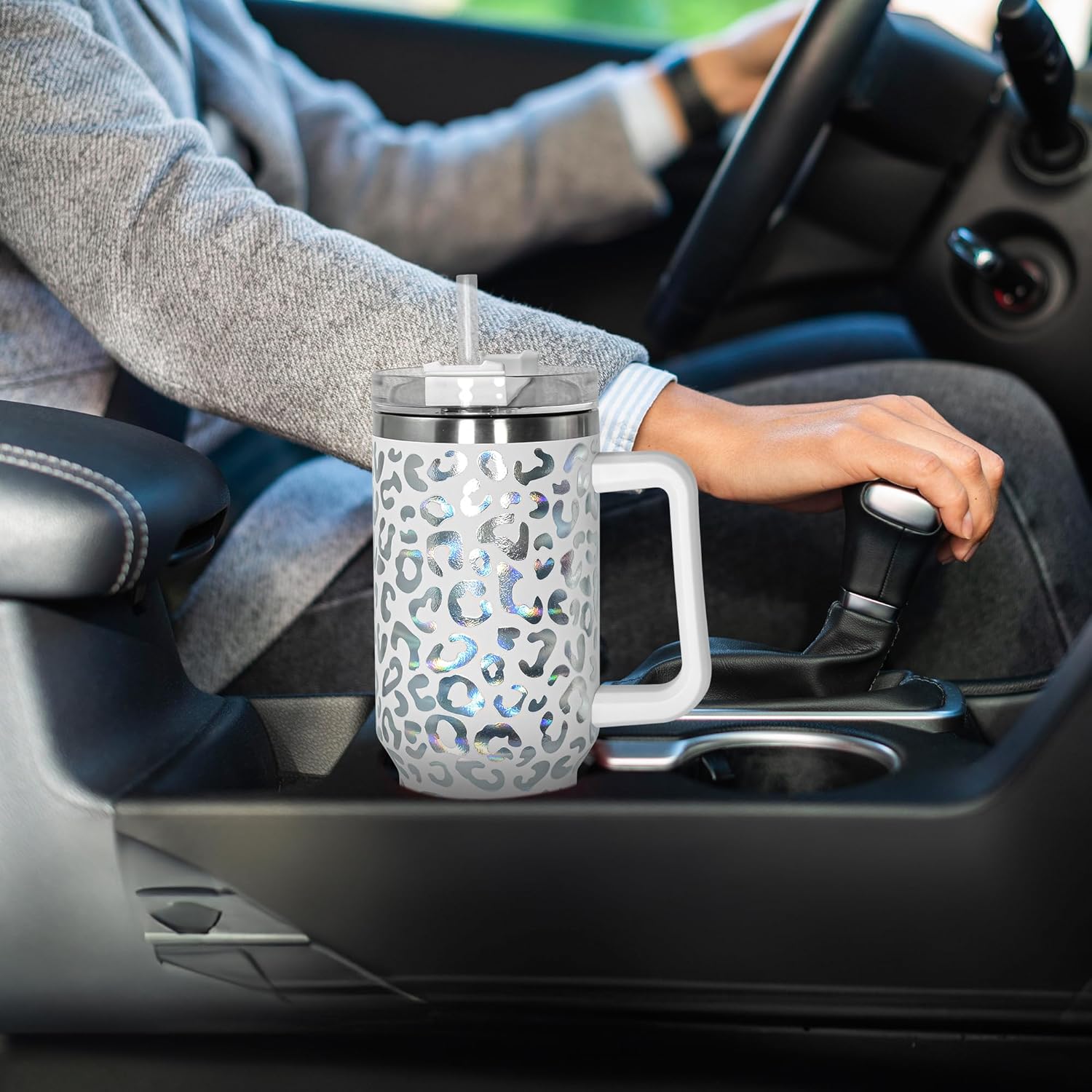 sweet grain 40 oz Tumbler with Handle and Straw, Stainless Steel White Leopard Print Tumbler and Straw Lid, Double Vacuum Cheetah Cup, Keeps Drinks Cold Up to 24 Hours